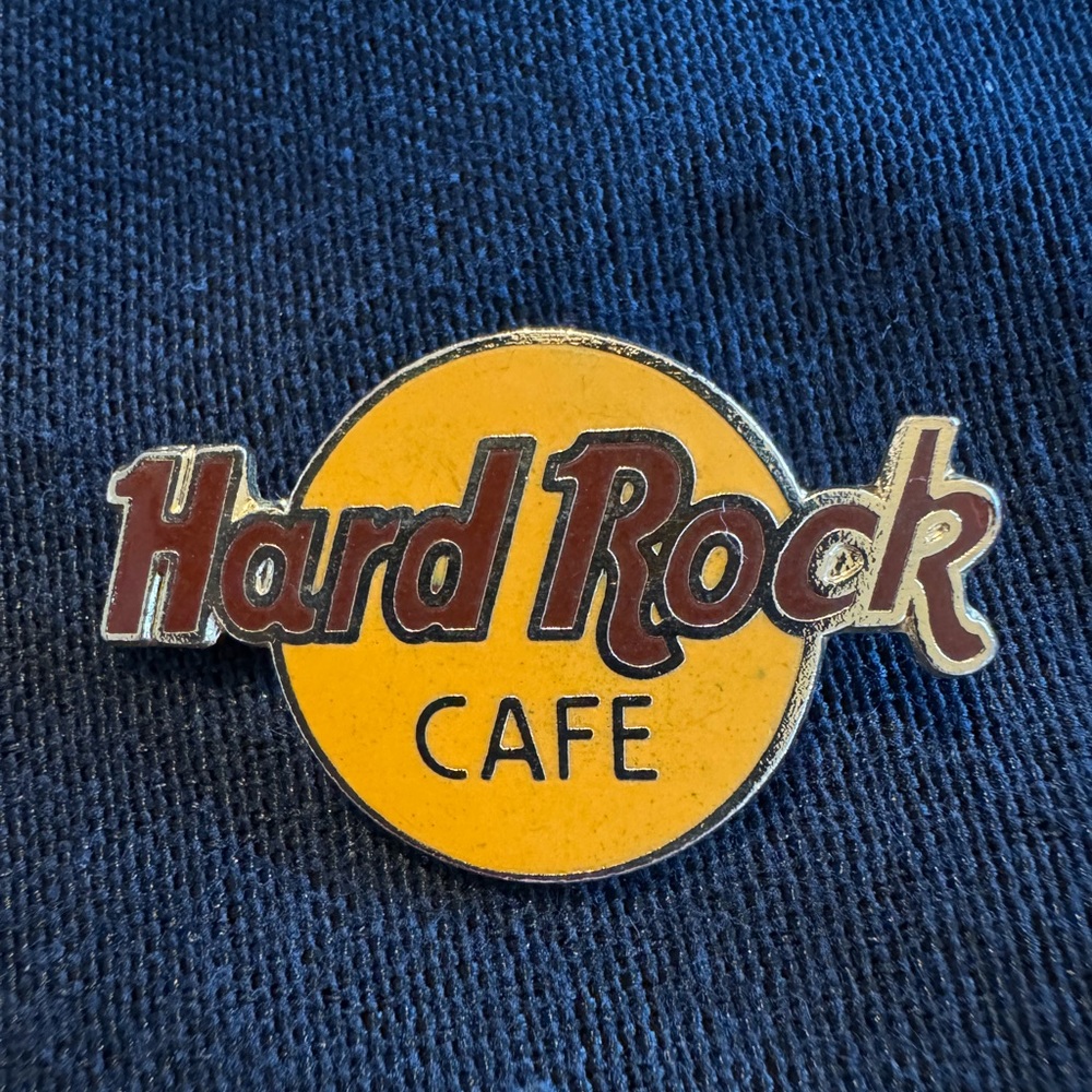 Hard Rock Cafe Pin 1980s
